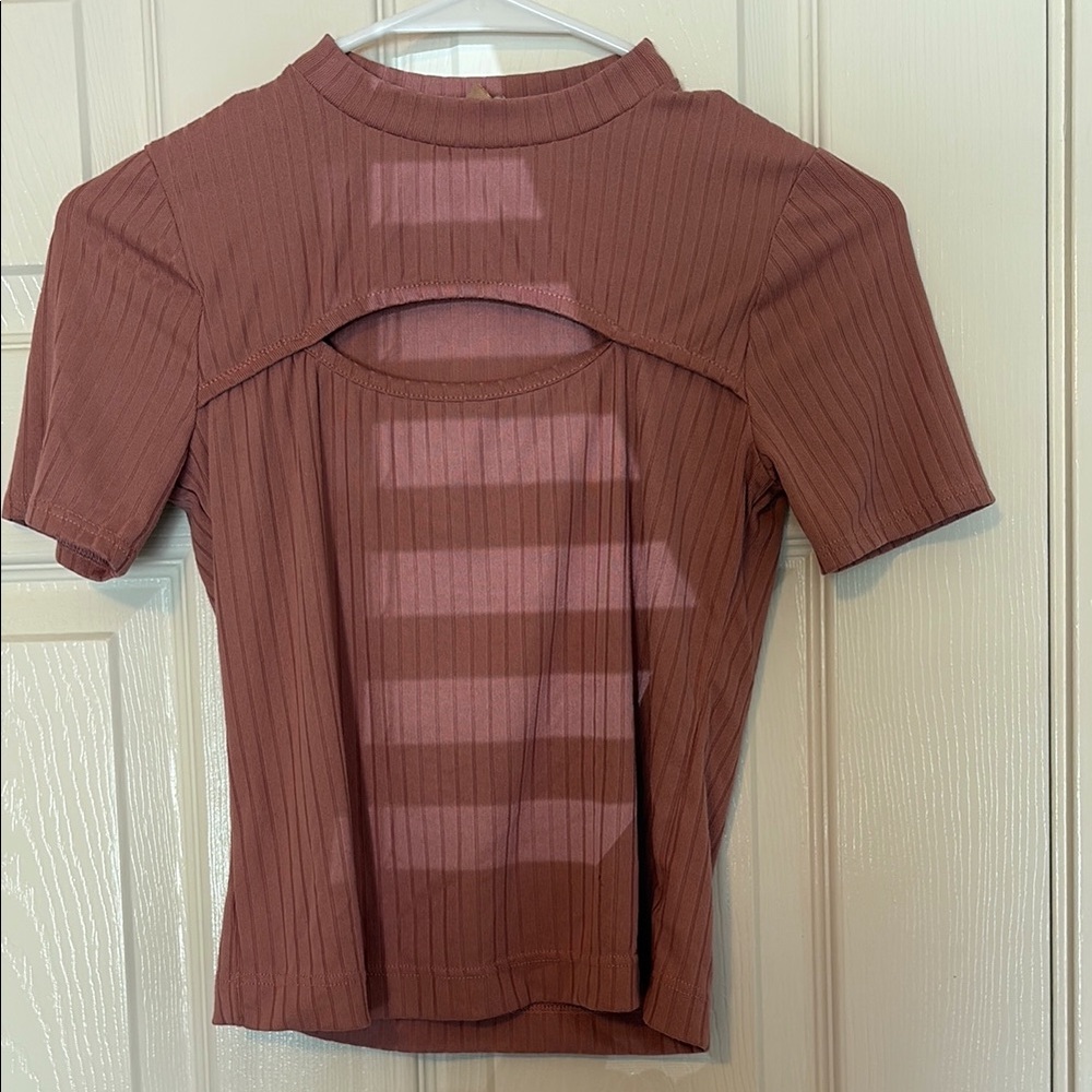 Brown Ribbed Cut Out Short Sleeve Tee